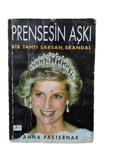 Prensesin Aşkı (Bir Tahtı Sarsan Skandal)