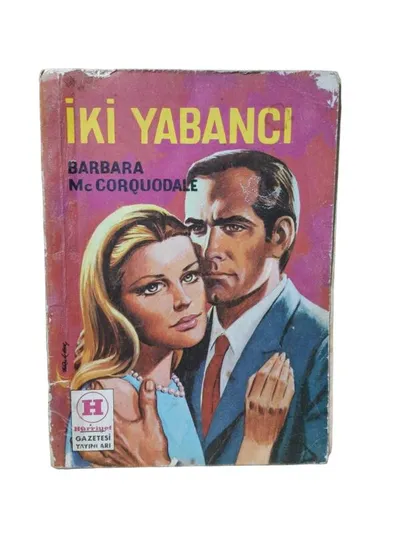 İki Yabancı