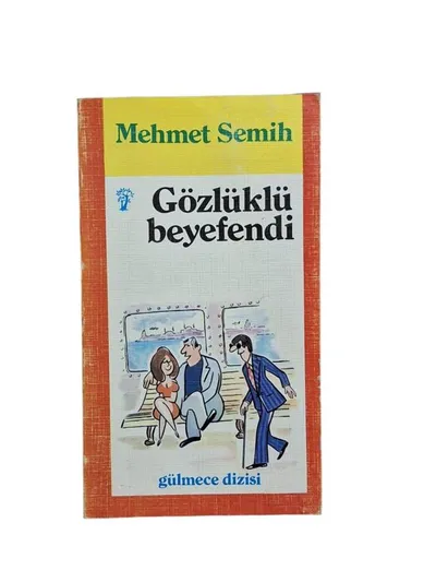 Gözlüklü Beyefendi