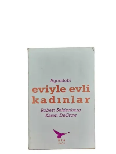 Eviyle Evli Kadınlar