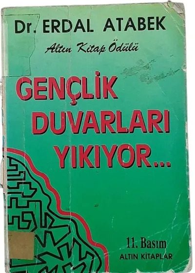 Gençlik Duvarları Yıkıyor